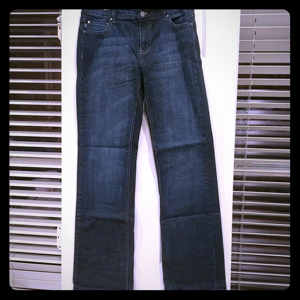 Womens blue jeans